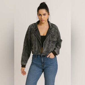 Carmar NWT Black Acid Wash Cropped Denim Jacket Sz. M